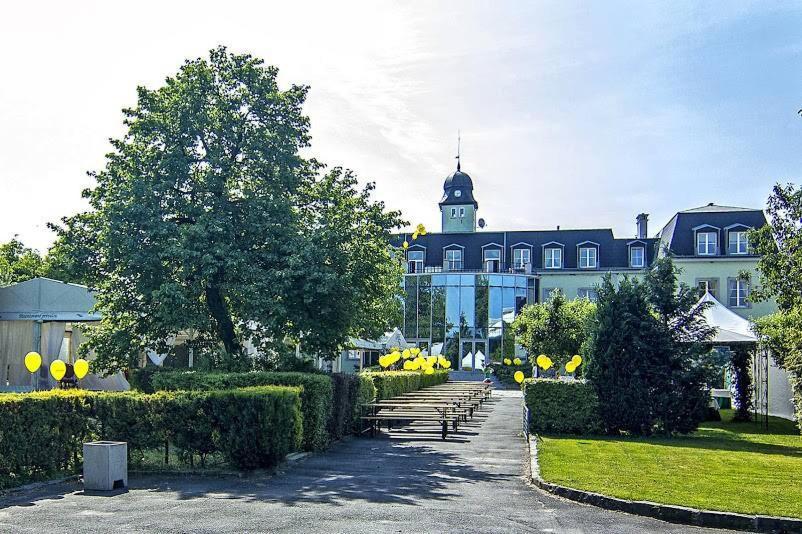 Hotel AGATKA Bratislava Chorvatsky Grob Exteriör bild